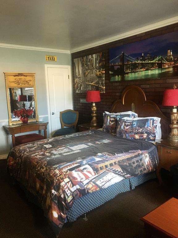 Travel Inn & Suites Викторвил Екстериор снимка